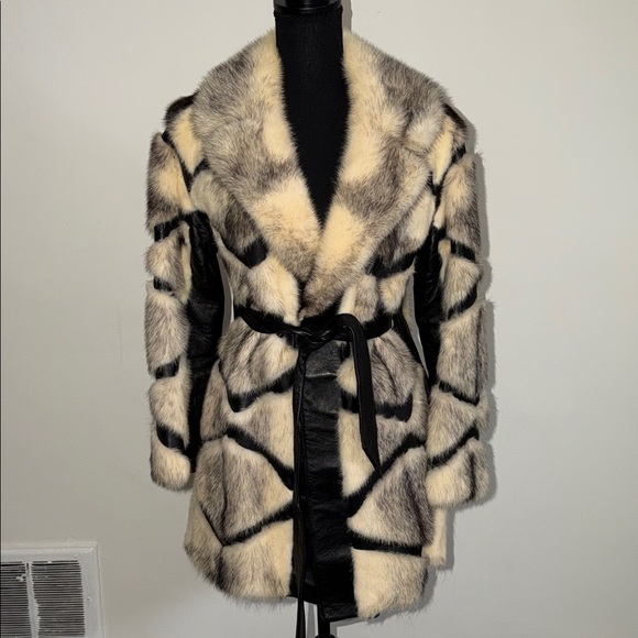 ken nanfelt Jackets & Blazers - Chic Ken Nanfelt Fur and Leather Patterned Jacket